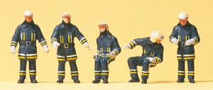 Firemen at the Fire Engine (5) Exclusive Figure Set