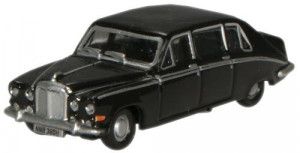 Daimler DS420 Limousine Black