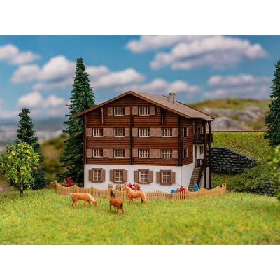*Langwies Alpine Lodge Kit II
