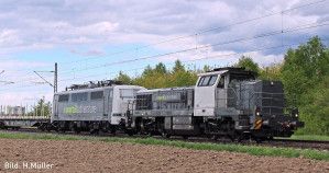 *RailAdventure DE18 Diesel Locomotive VI