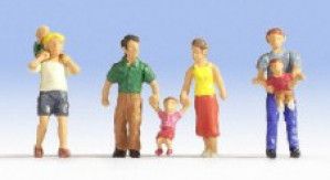 Parents (4) and Children (3) Figure Set