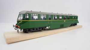 AEC Railcar BR Green w/Speed Whiskers (Grey Roof)
