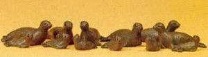 Circus Seals (12) Figure Set