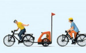 Family Bicycle Ride (3) Exclusive Figure Set