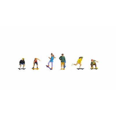 Skateboarders (6) Figure Set