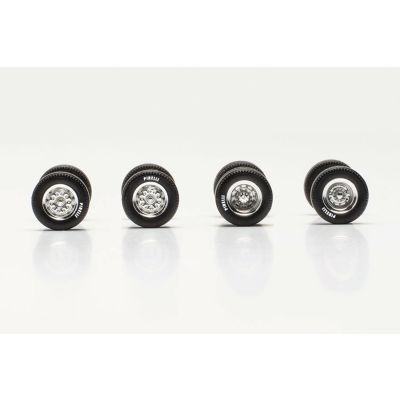 Chrome Wheel/Axle Set with Pirelli Tyres (7)