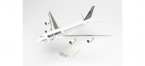 Snapfit Boeing 747-400 Iron Maiden Ed Force One (1:250)